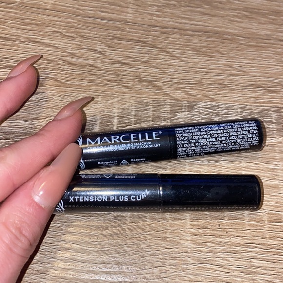 🦋NWT 5 piece makeup bundle! - Picture 3 of 5